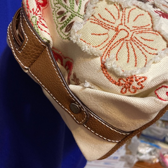 Caribbean Joe,  Cayman Hobo - Picture 6 of 9